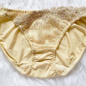 Embroidered floral lace trim bikini panty in champagne